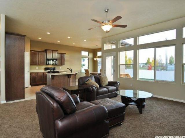 1417 W 2340 N #5, Clinton, UT 84015 — photo 2