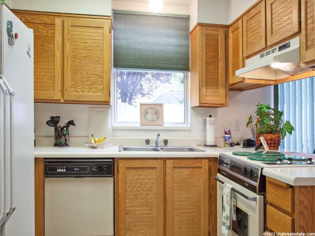 765 E Gables St, Midvale, UT 84047 — photo 6
