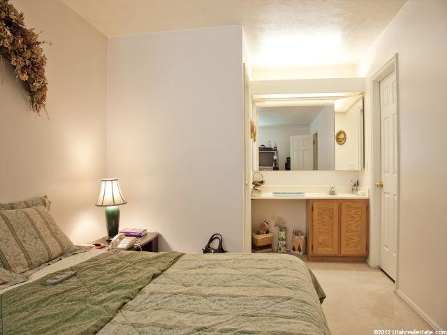 765 E Gables St, Midvale, UT 84047 — photo 9