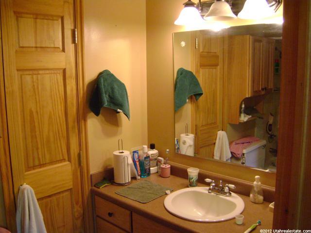 2081 E 6075 S, Uintah, UT 84403 — photo 8