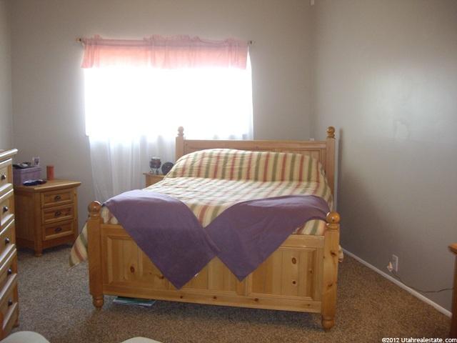 875 S 1650 E #D, Clearfield, UT 84015 — photo 4