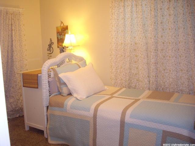 875 S 1650 E #D, Clearfield, UT 84015 — photo 8