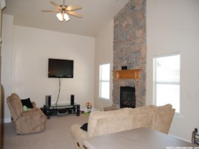 238 W 925 N, Centerville, UT 84014 — photo 4