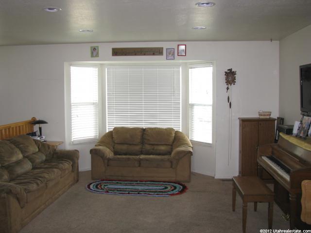 2676 W 4200 S, Roy, UT 84067 — photo 2