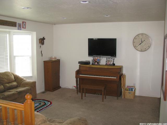 2676 W 4200 S, Roy, UT 84067 — photo 3