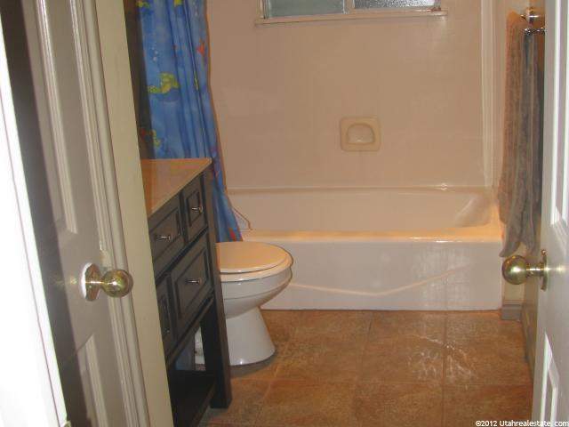 2676 W 4200 S, Roy, UT 84067 — photo 9
