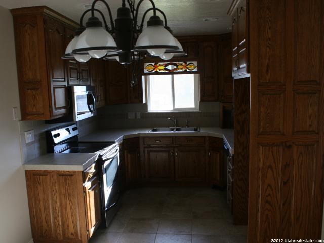 4338 S Porter Ave E, South Ogden, UT 84403 — photo 2
