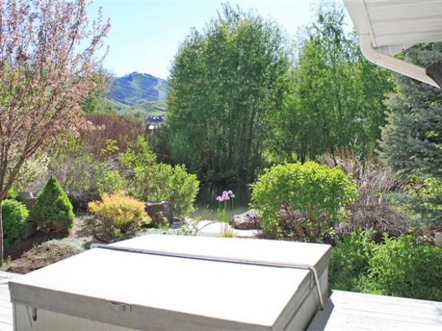 4357 N Willow Creek Dr, Park City, UT 84098 — photo 2