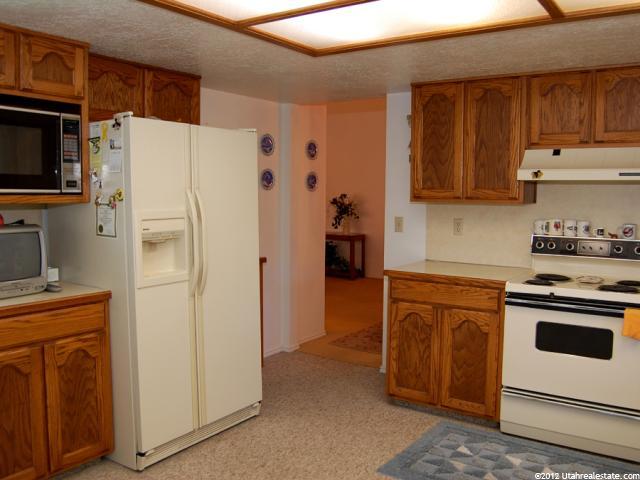 2210 E 3250 N, Layton, UT 84040 — photo 5