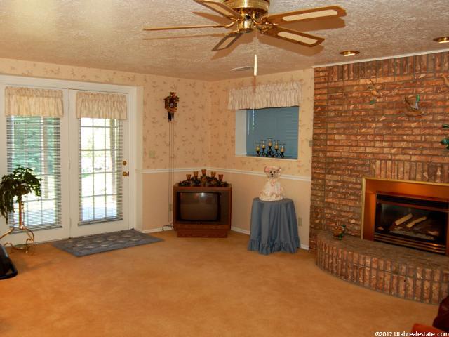 2210 E 3250 N, Layton, UT 84040 — photo 10