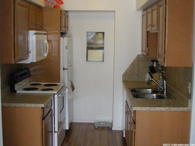 278 E 100 N, Centerville, UT 84014 — photo 8