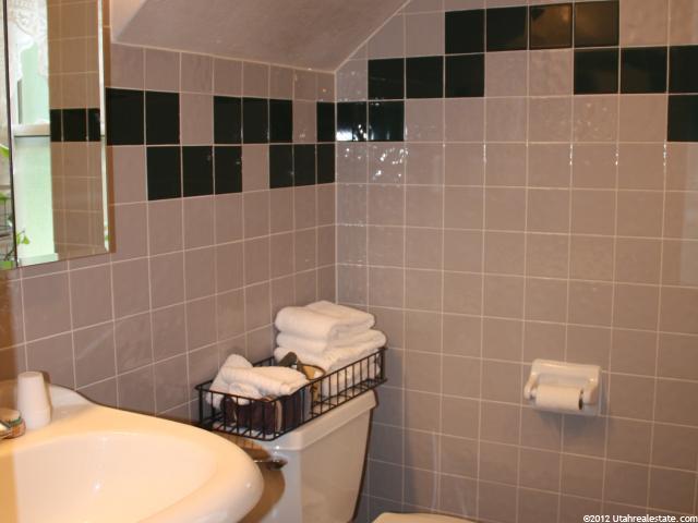 124 S 200 W, Nephi, UT 84648 — photo 12