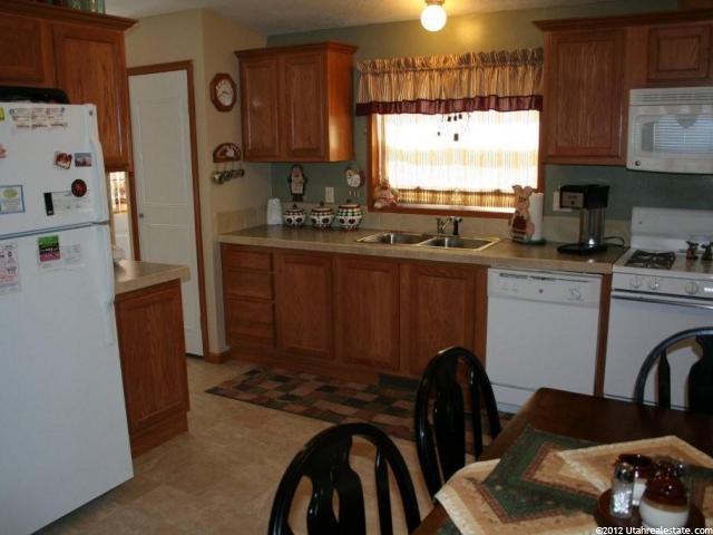 2034 S 150 W, Vernal, UT 84078 — photo 3