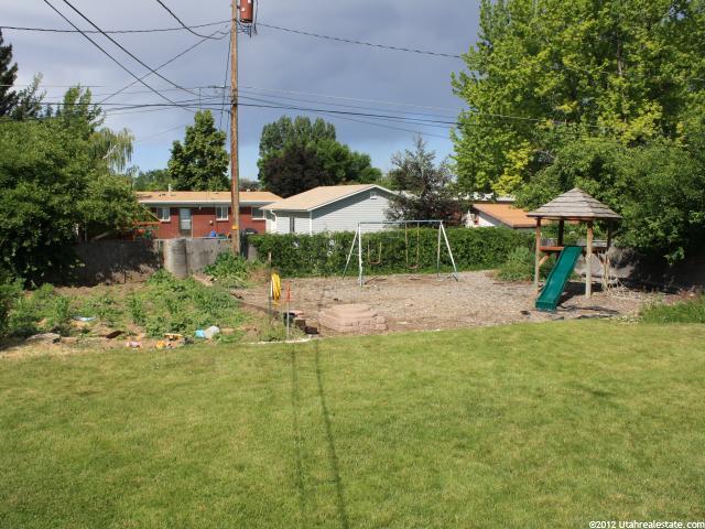 237 N Hawthorne St, Layton, UT 84041 — photo 12