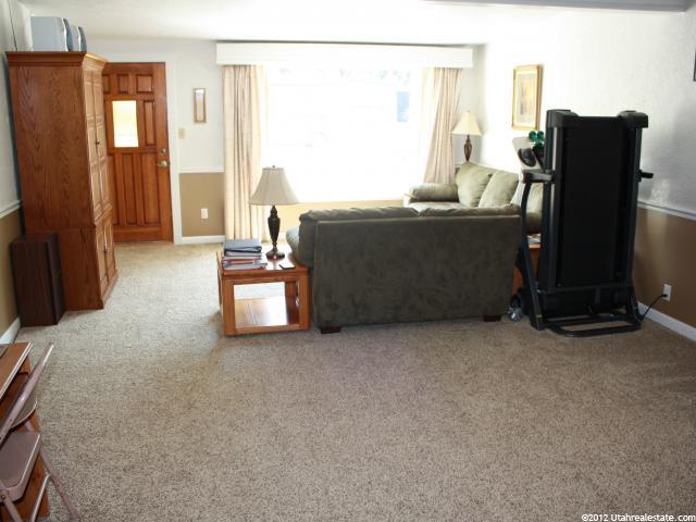 237 N Hawthorne St, Layton, UT 84041 — photo 9