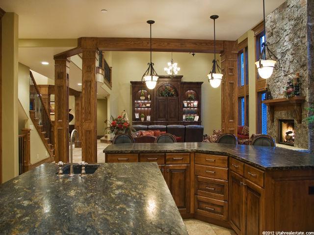 221 S 200 E, Farmington, UT 84025 — photo 7