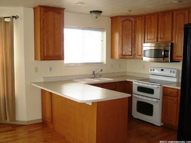 747 S Spruce Dr, Garden City, UT 84028 — photo 2