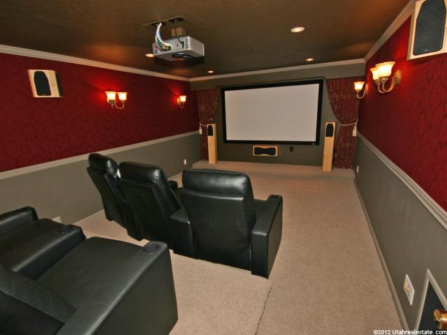 559 E 1150 N, Logan, UT 84341 — photo 5