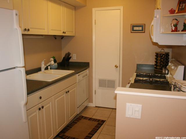 5325 S 580 E #F, Murray, UT 84107 — photo 3