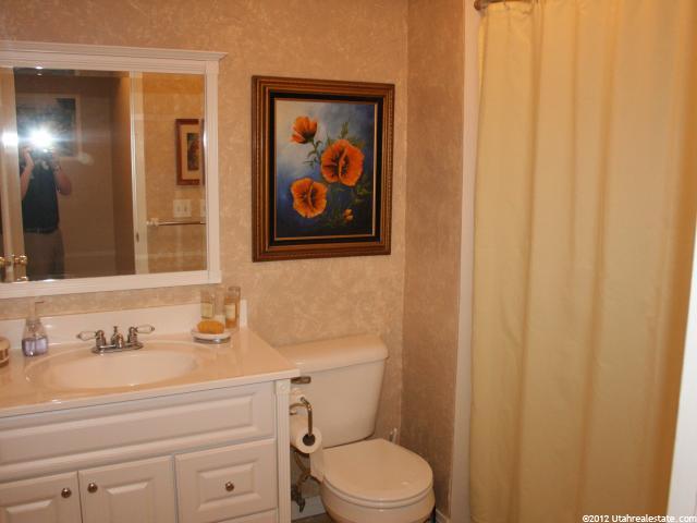 5325 S 580 E #F, Murray, UT 84107 — photo 7