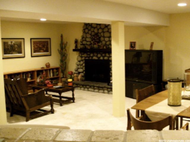 1654 E Delaware Ln, Holladay, UT 84117 — photo 12