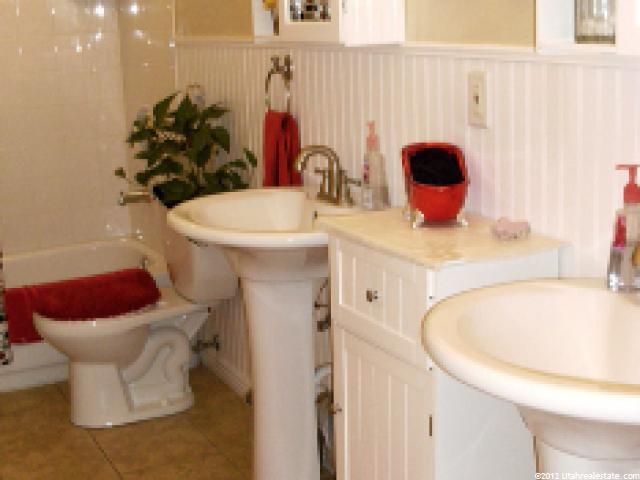 1654 E Delaware Ln, Holladay, UT 84117 — photo 7