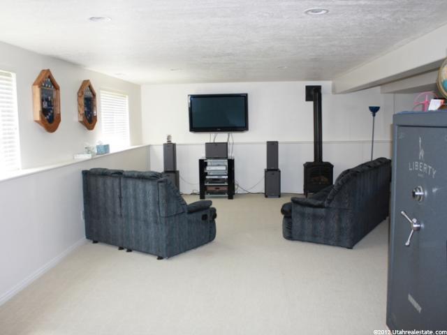 2094 View Dr, South Weber, UT 84405 — photo 6