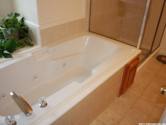 2094 View Dr, South Weber, UT 84405 — photo 9