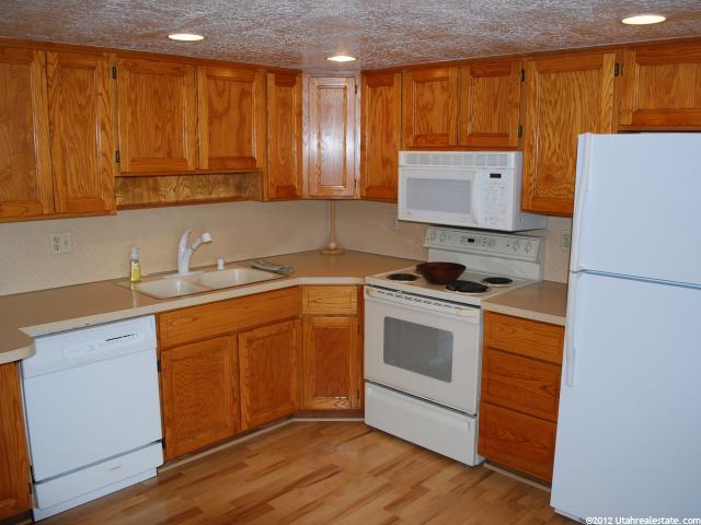 3595 W 4800 S, Roy, UT 84067 — photo 6