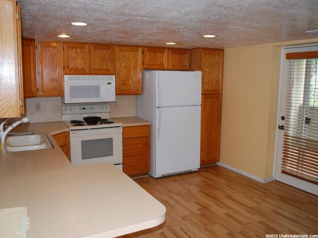 3595 W 4800 S, Roy, UT 84067 — photo 7