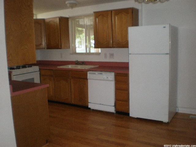 731 E 900 N, Layton, UT 84041 — photo 6