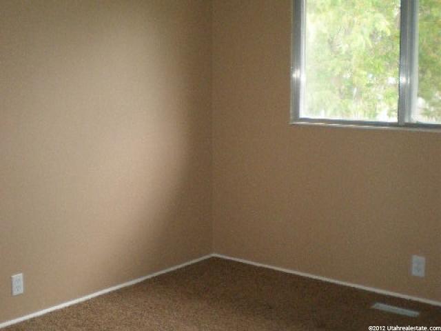 731 E 900 N, Layton, UT 84041 — photo 8