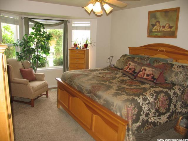 405 S 950 W, Layton, UT 84041 — photo 7