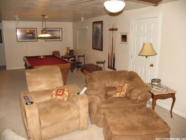 405 S 950 W, Layton, UT 84041 — photo 9