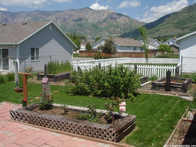 848 E Canfield Dr N, Ogden, UT 84404 — photo 8