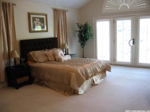 6187 S 2090 E, Holladay, UT 84121 — photo 10