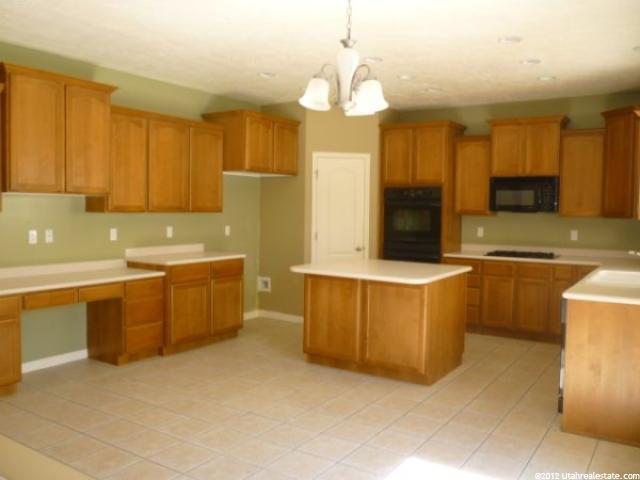 1059 S Caprice Ln E, Fruit Heights, UT 84037 — photo 4