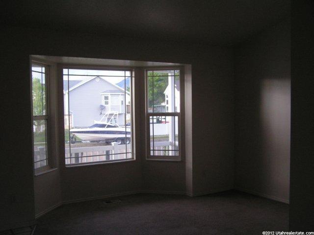 821 W 4200 S, Riverdale, UT 84405 — photo 4