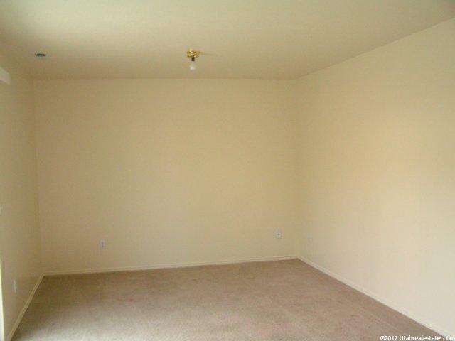 821 W 4200 S, Riverdale, UT 84405 — photo 10