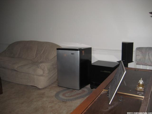 693 W 2400 N, Layton, UT 84040 — photo 7