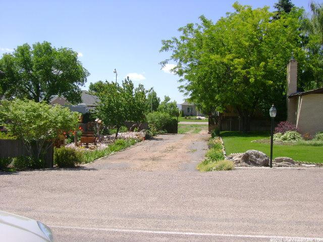 1685 W 2500 N, Vernal, UT 84078 — photo 2