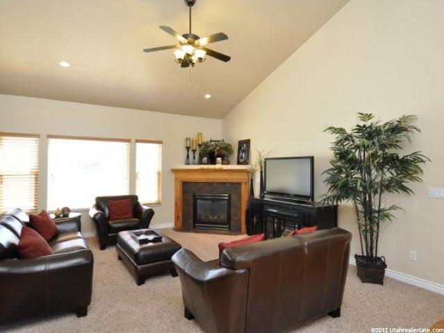 745 S 600 W, Layton, UT 84041 — photo 3
