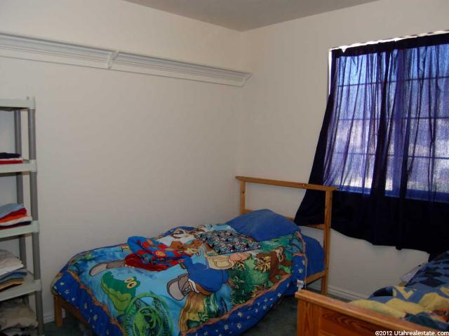 307 S 1050 E, Layton, UT 84041 — photo 3