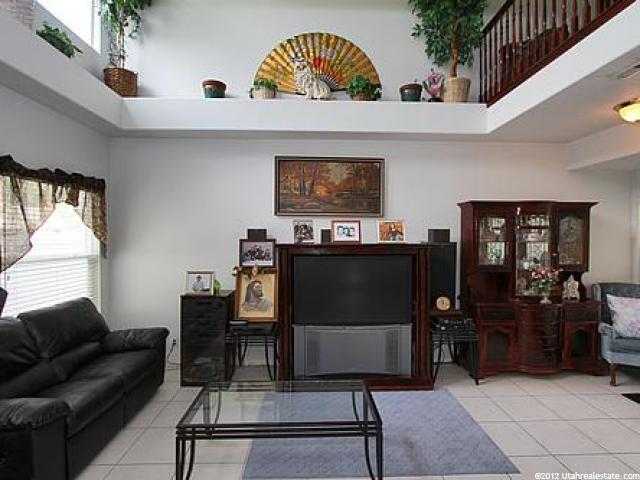 727 E Sandy Point Dr S, Sandy, UT 84094 — photo 11