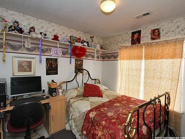 727 E Sandy Point Dr S, Sandy, UT 84094 — photo 3