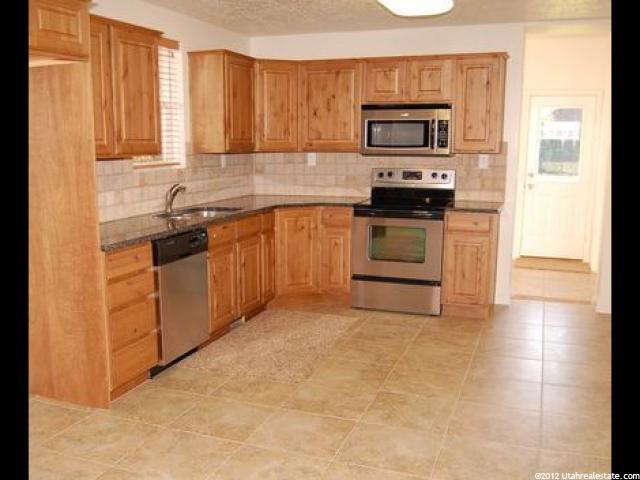 159 W 100 N, Bountiful, UT 84010 — photo 3