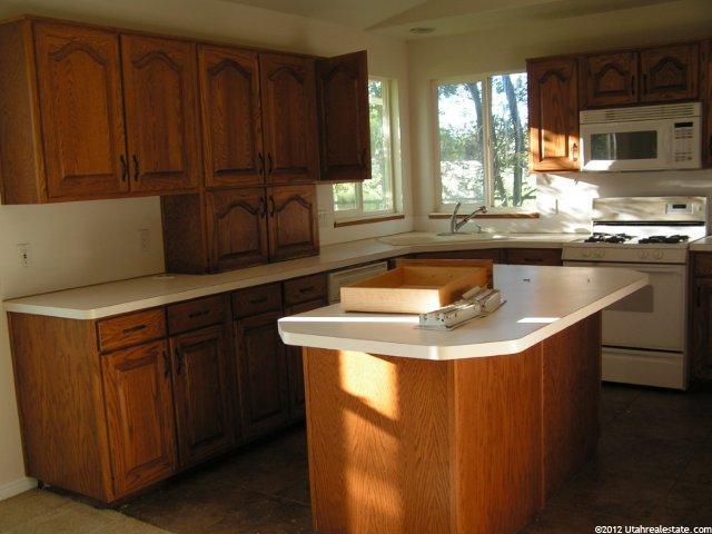 2126 N 750 W, Clinton, UT 84015 — photo 8