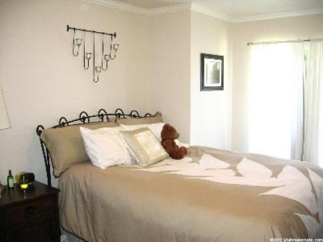 1032 River Bend Ln, Ogden, UT 84404 — photo 5