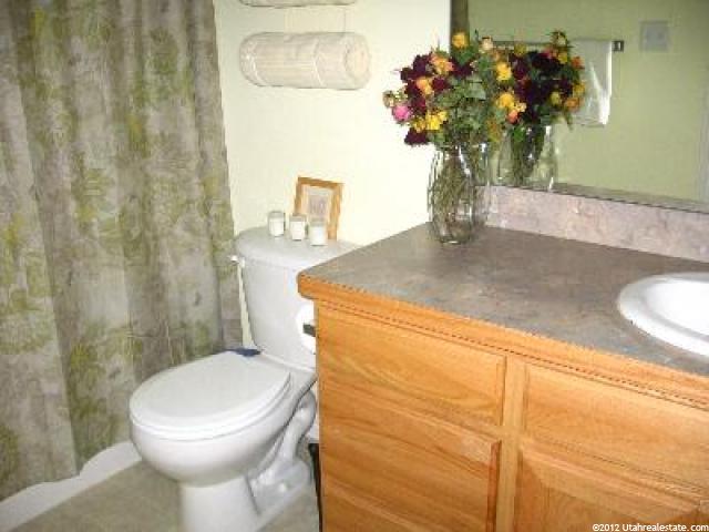 1032 River Bend Ln, Ogden, UT 84404 — photo 7