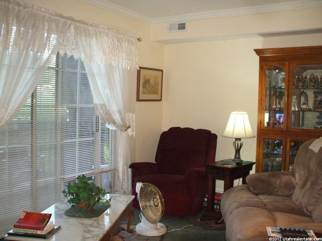 2095 S Main St E #20, Bountiful, UT 84010 — photo 2